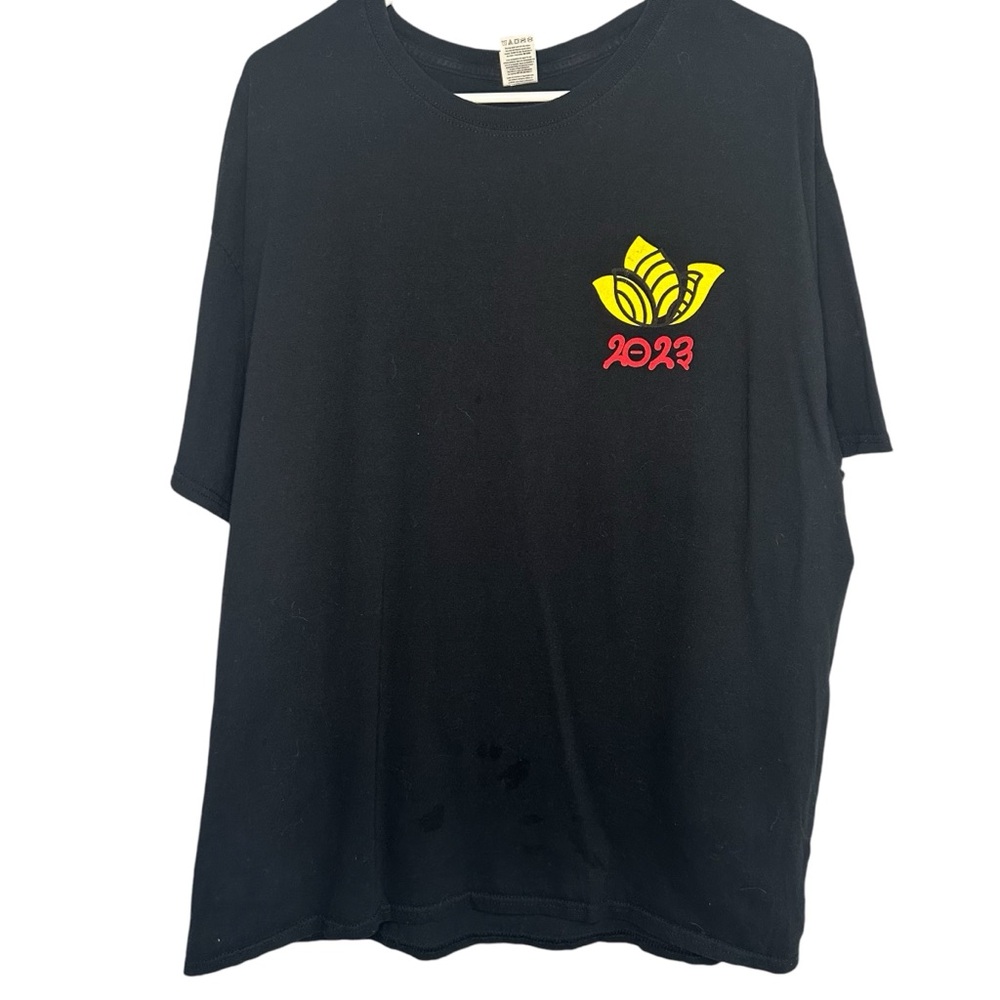 Dutch Bros MEDIUM+XL Black COACHA 2023 Tee Gold Flower Red Ink RARE XL SIZE DB